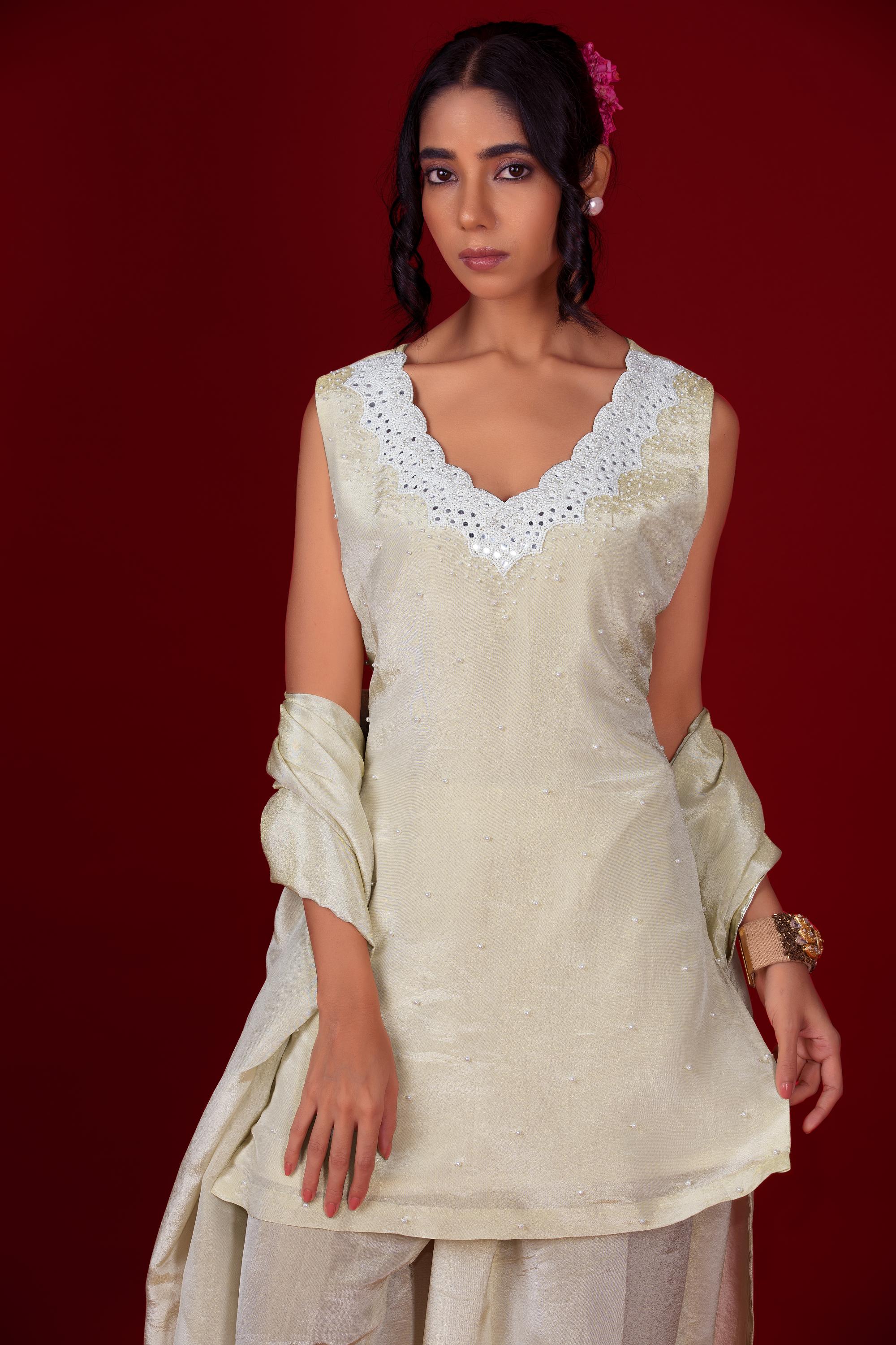 Ivory Scallop Kurta with Farsi salwar