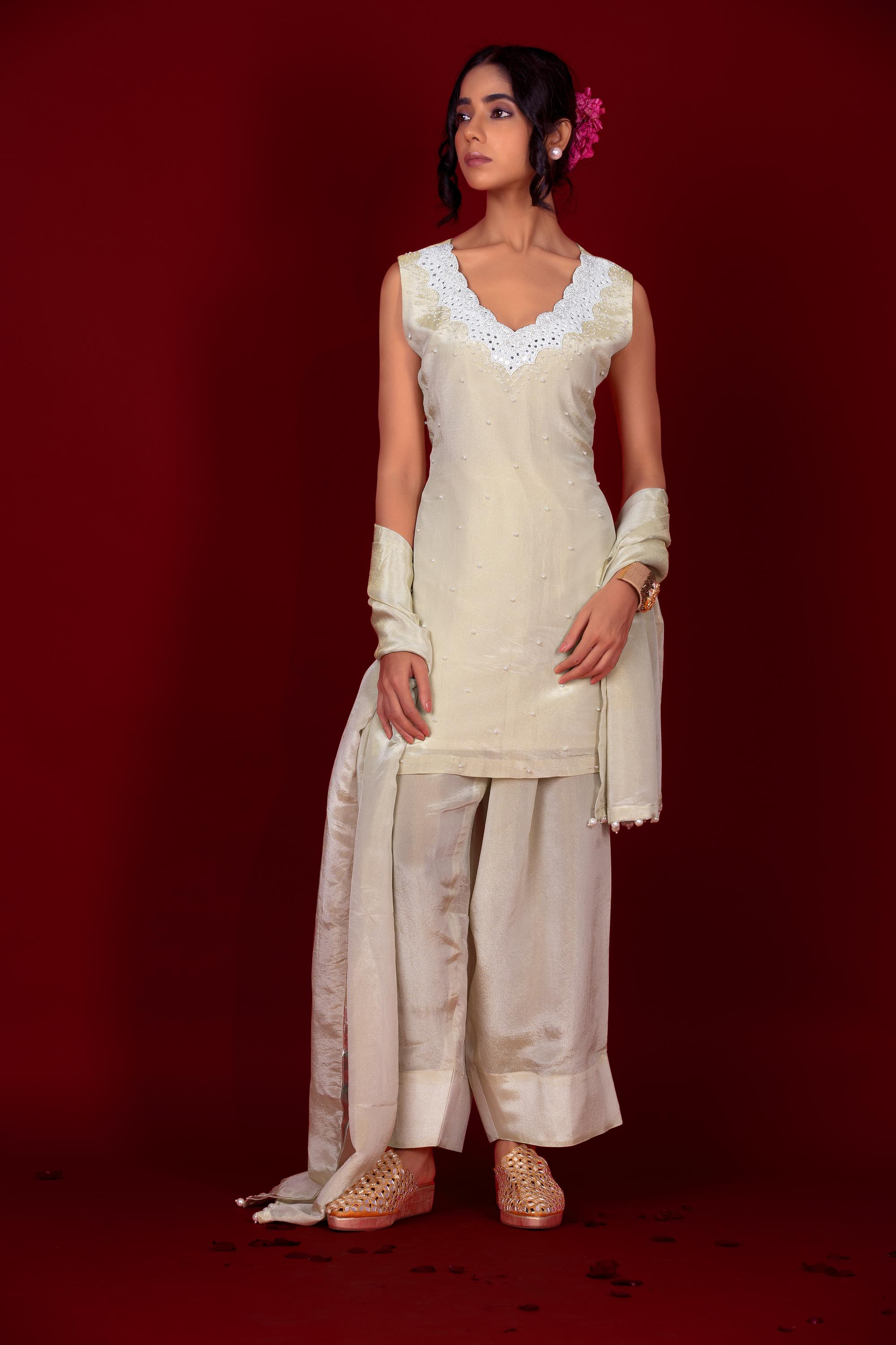 Ivory Scallop Kurta with Farsi salwar